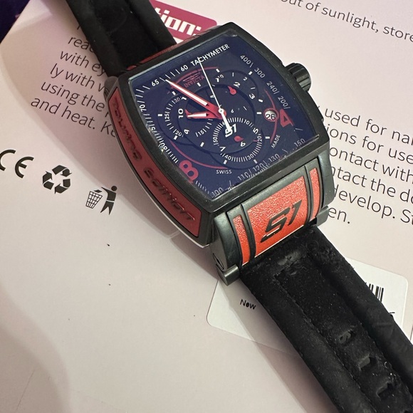 Invicta Black and Red Men's Watch - Picture 5 of 5